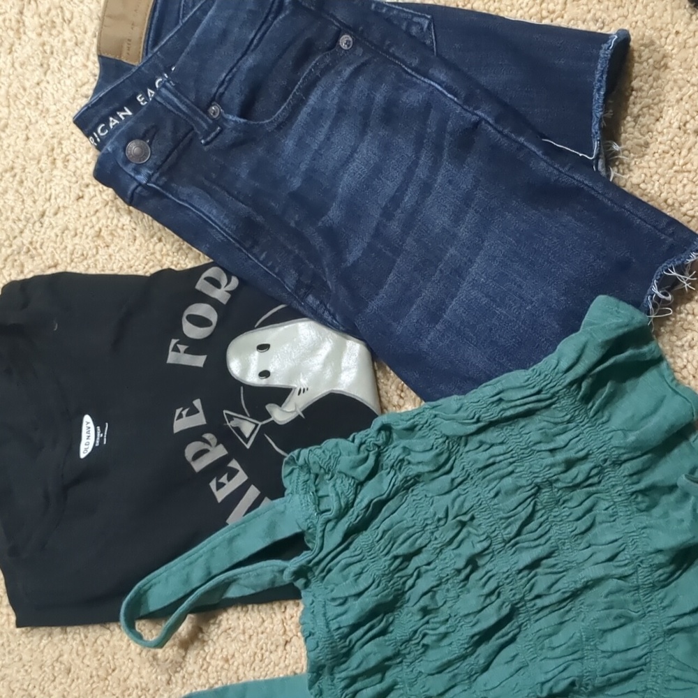 10 Item Reseller Casual Clothing Mystery Box - Picture 5 of 8